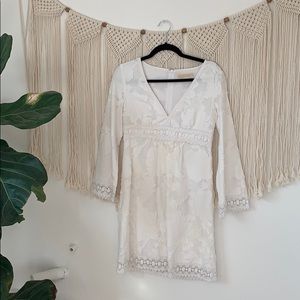 Michael Kors | Bell Sleeve V Neck Dress 🤍